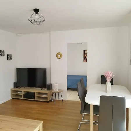 Apartment Au Calme, Proche De Et Des Plages *